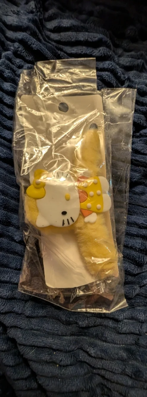 🦋 Hello Kitty Yellow Plush Bow Kids Hair Clip